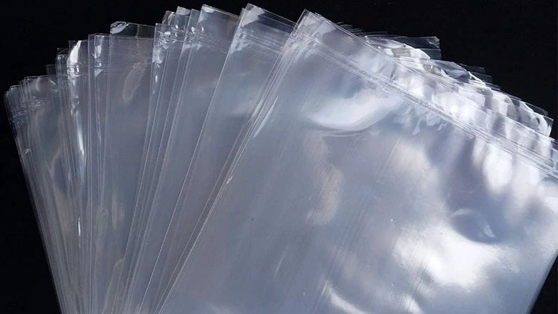 Transparent plastics